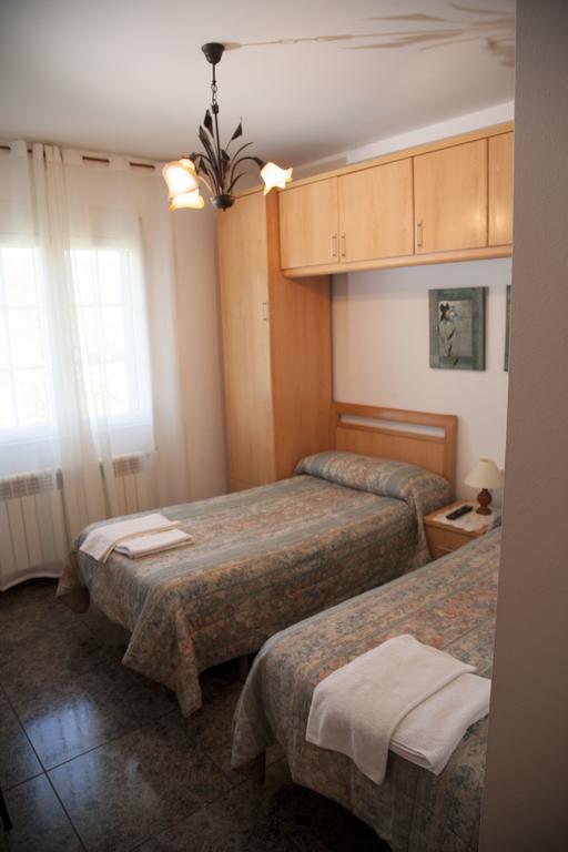 Hôtel Casa Olga à Tríacastela Extérieur photo